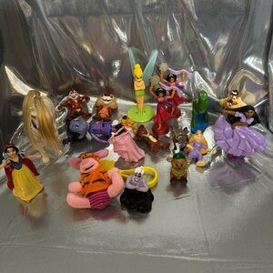 Disney random toys from different movies and shows 18pc lot